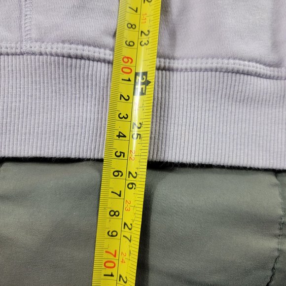 H&M Disney Womens XL Lavender Purple Pullover Sweater Mickey Mouse Casual - Picture 9 of 9